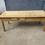 Farm table