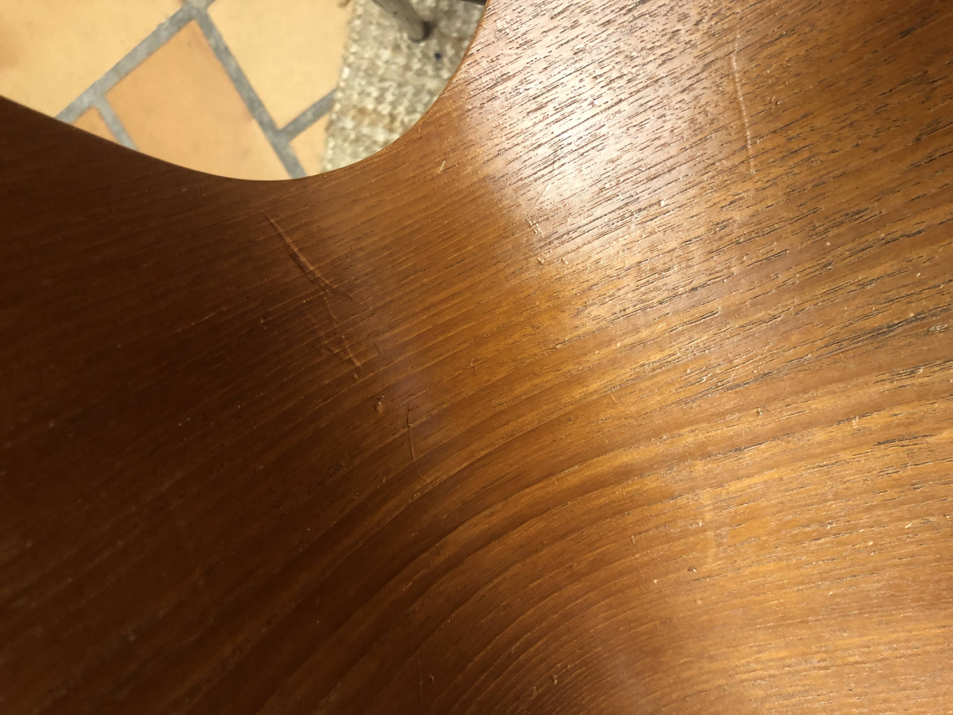 5 Arne Jacobsen chairs