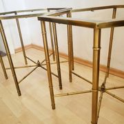 Paire de tables basses en faux bambou dans le goût de Bagues ca.1960.