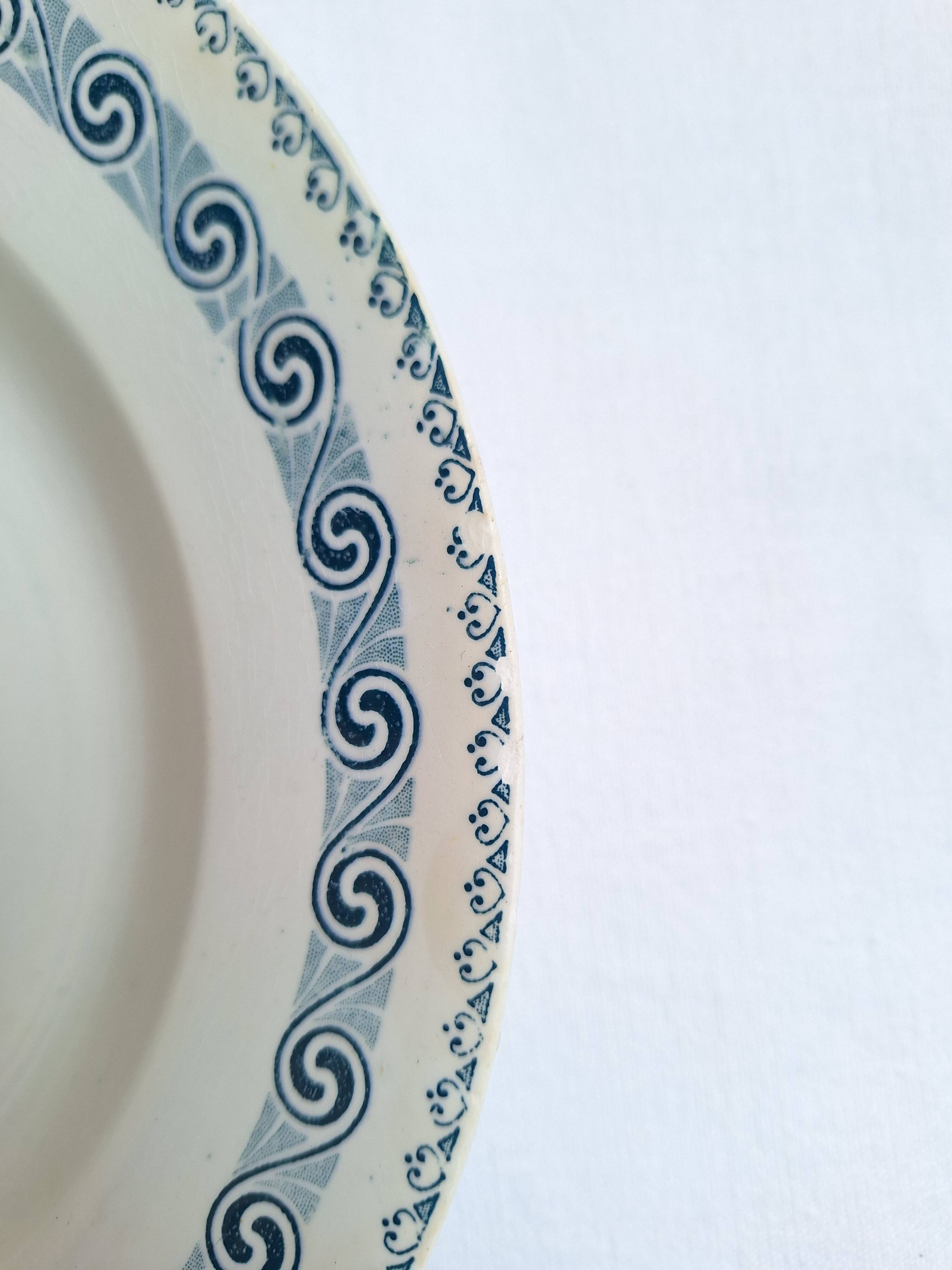 Assiettes creuses vertes St Amand, Céranord