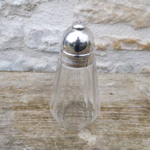 Glass and silver-plated sugar shaker Christofle