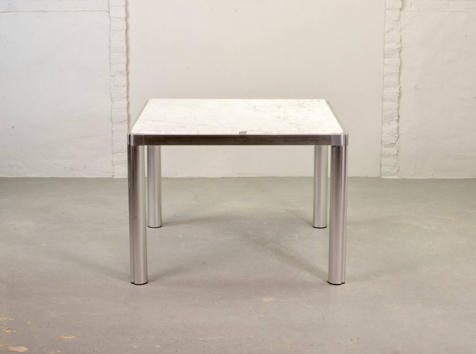 Artifort Dutch Design White Marble & Aluminium Dining Table by Kho Liang