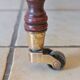 Table d'appoint en if par Bradley England