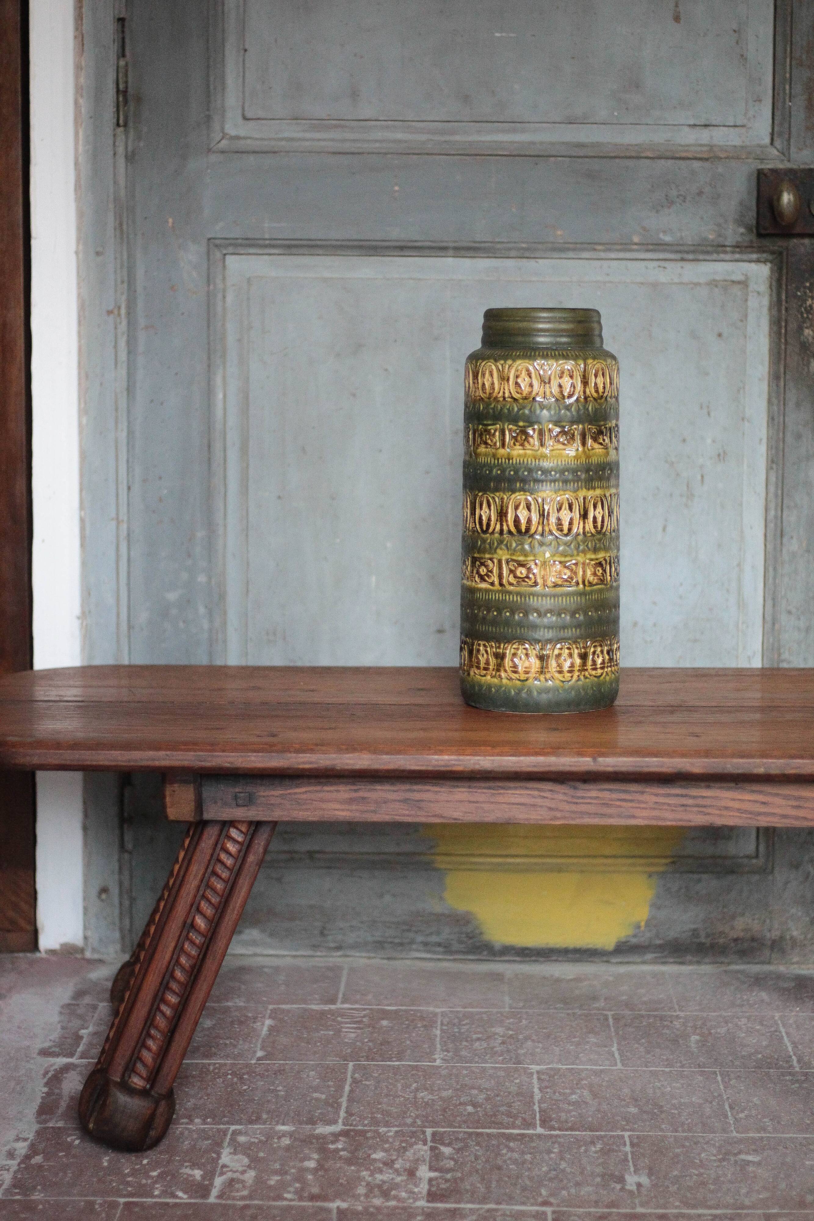 Ceramic vase West Germany, flower pot, interior decoration.