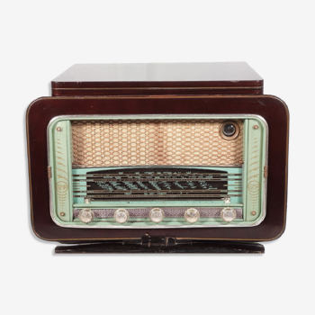 Vintage bluetooth radio: 1958 gmp