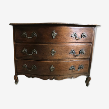Antique wooden chest of drawers