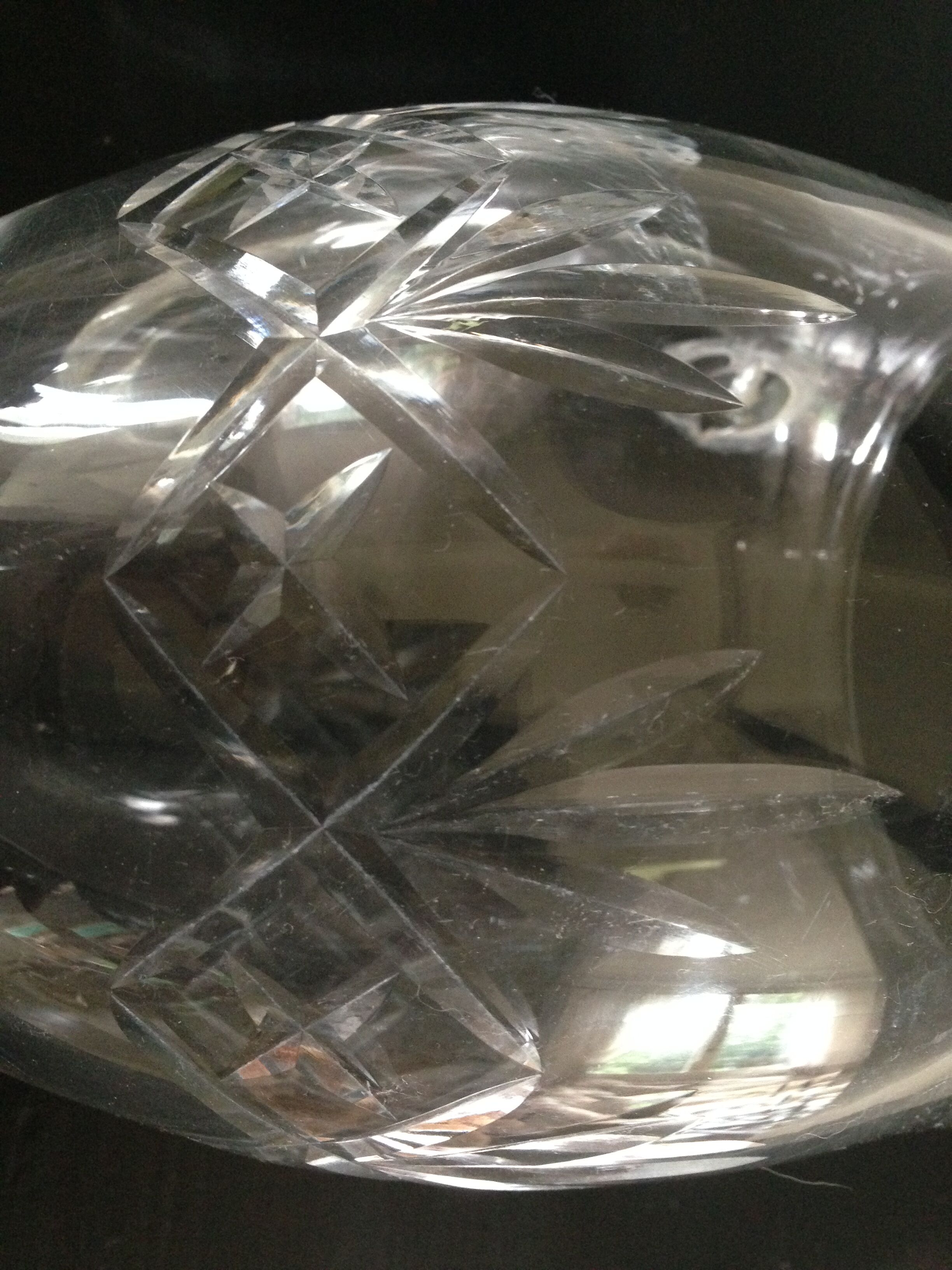 Chiseled glass 1 pitcher l