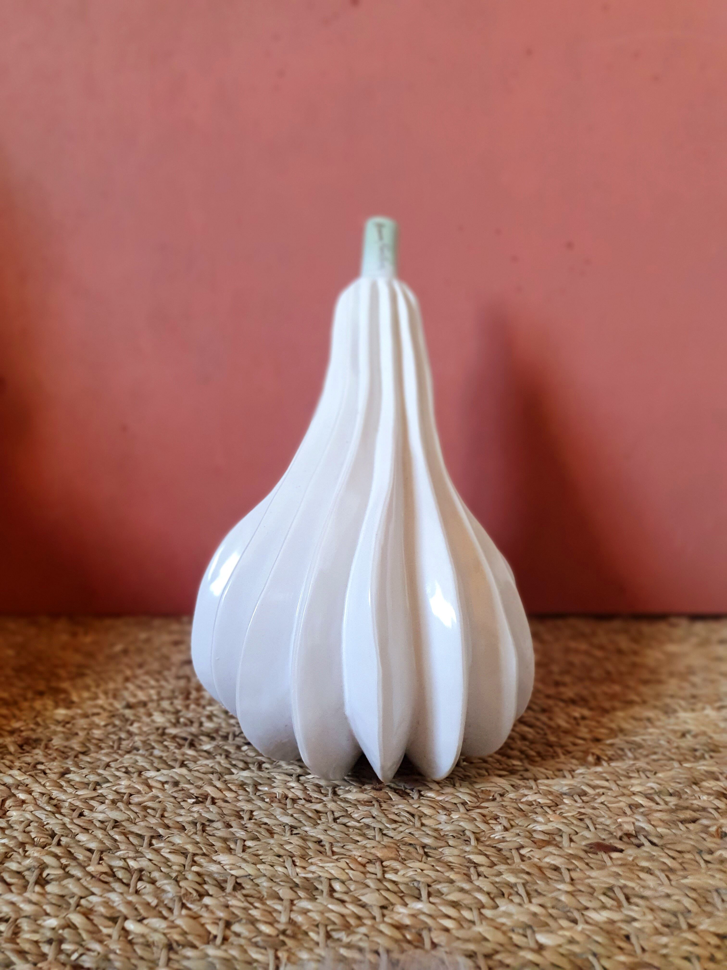 White ceramic coloquinte