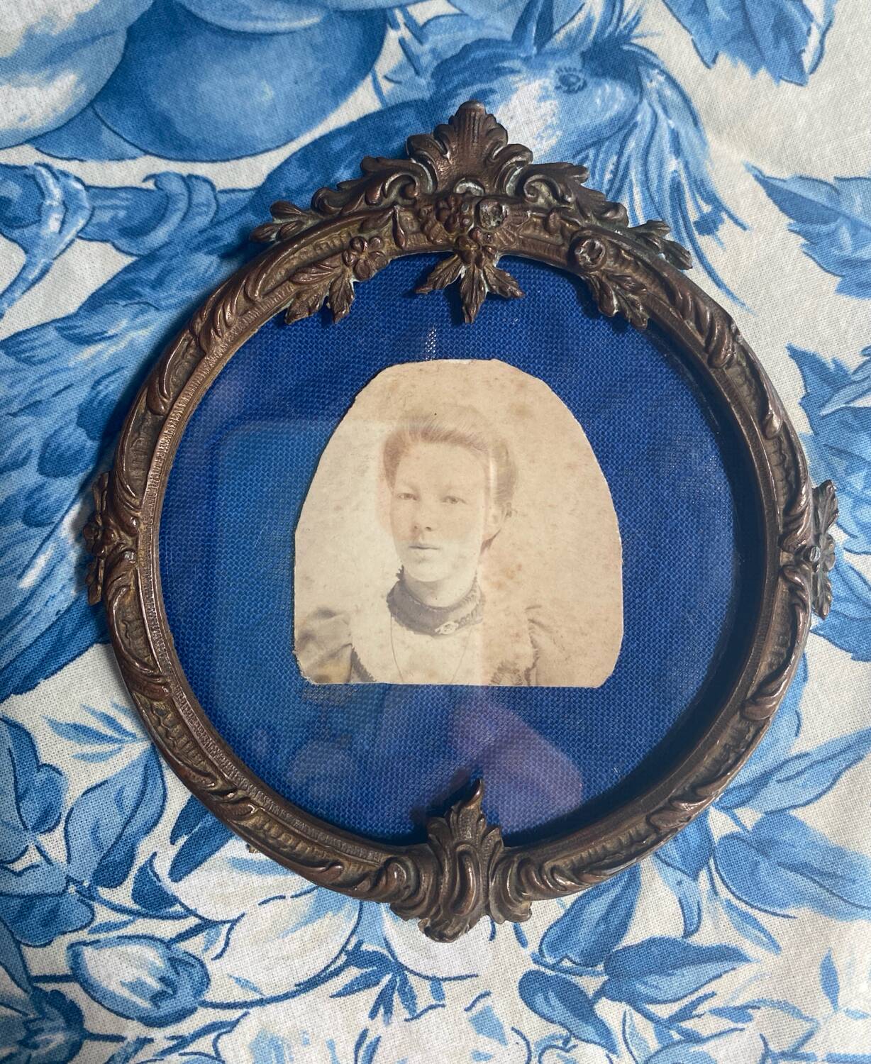 Antique gilded bronze frame