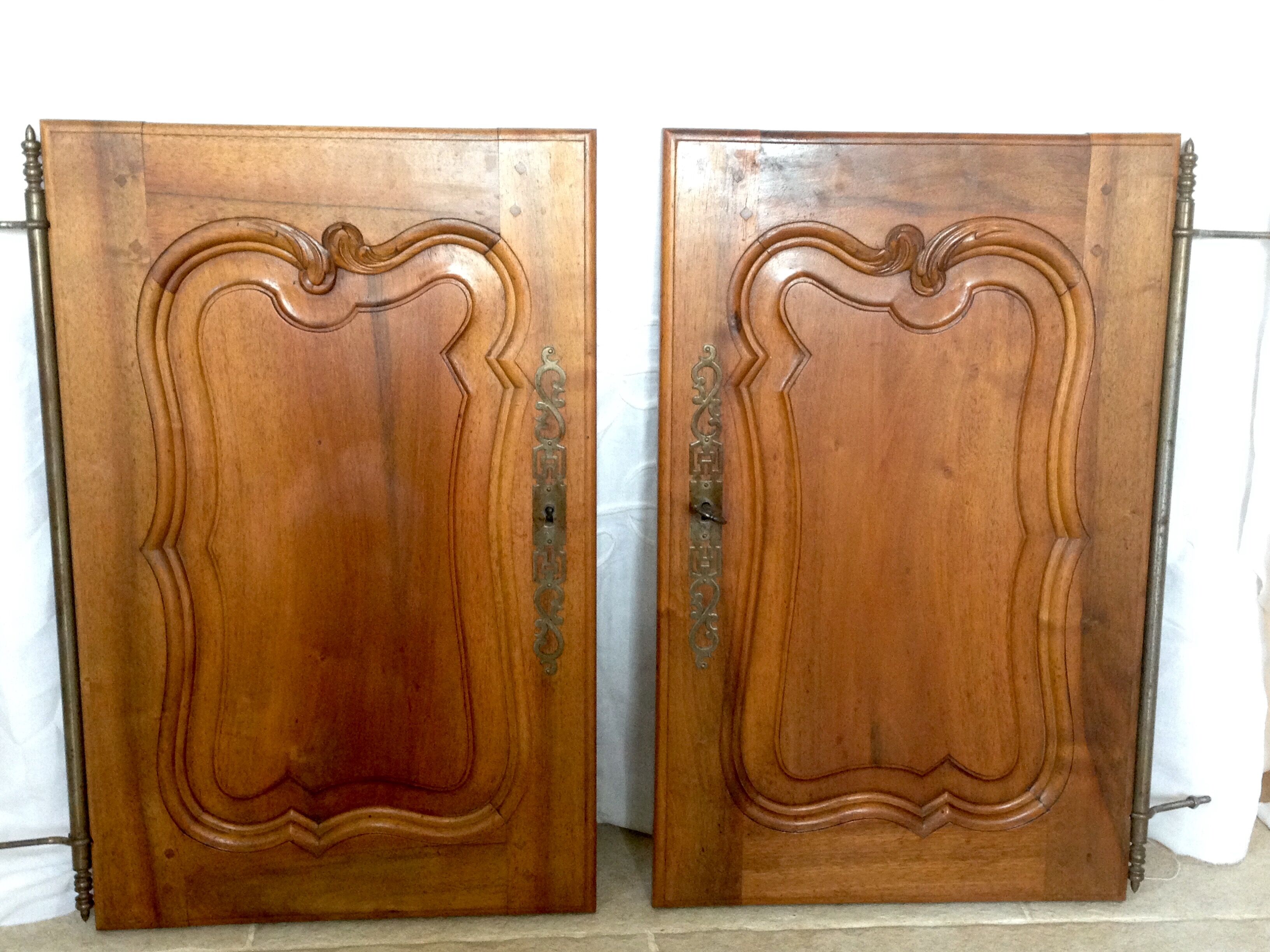 Paires de portes anciennes à encastrer