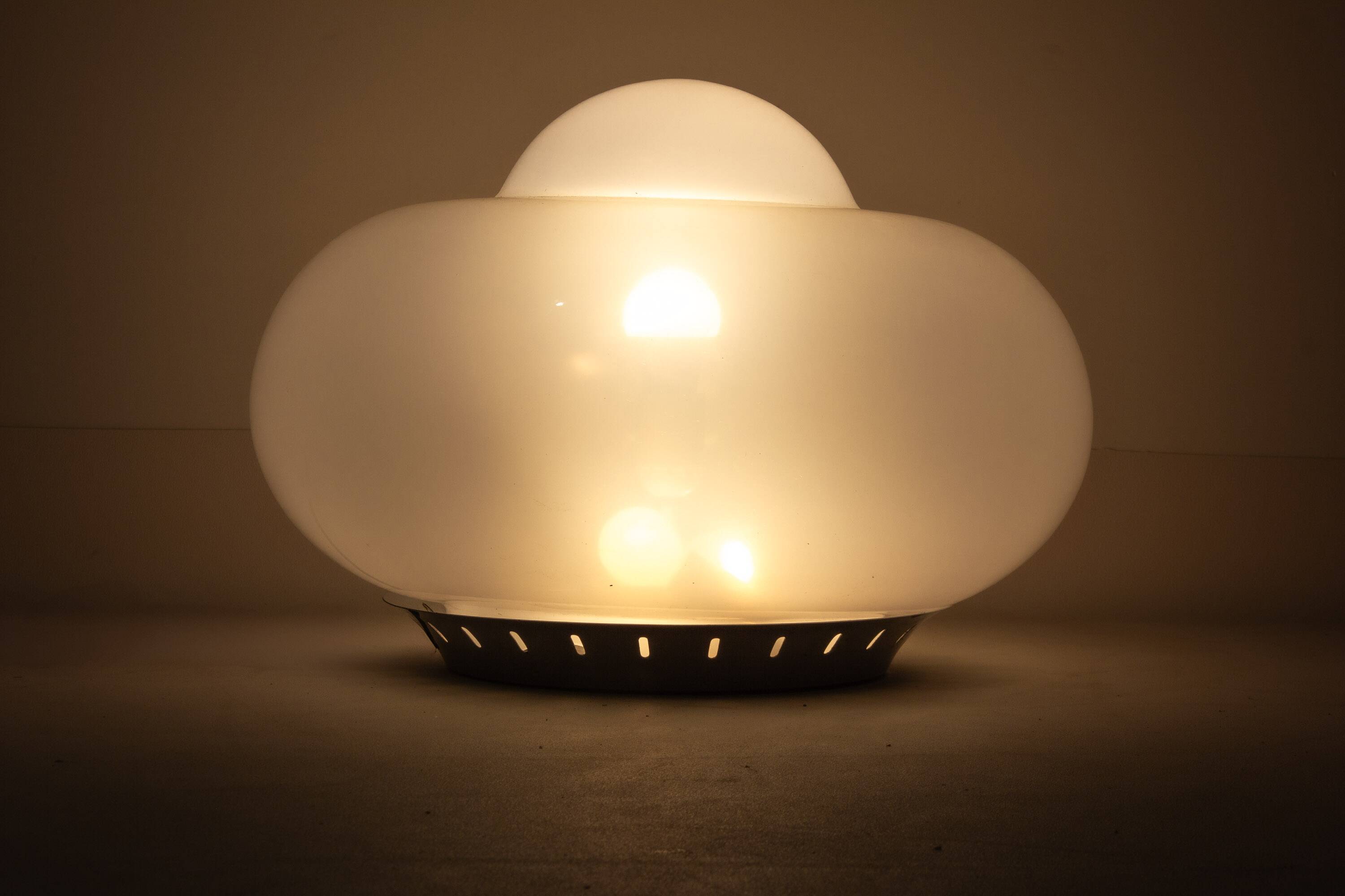 Opaline Murano glass mushroom table lamp, Italy 1970s