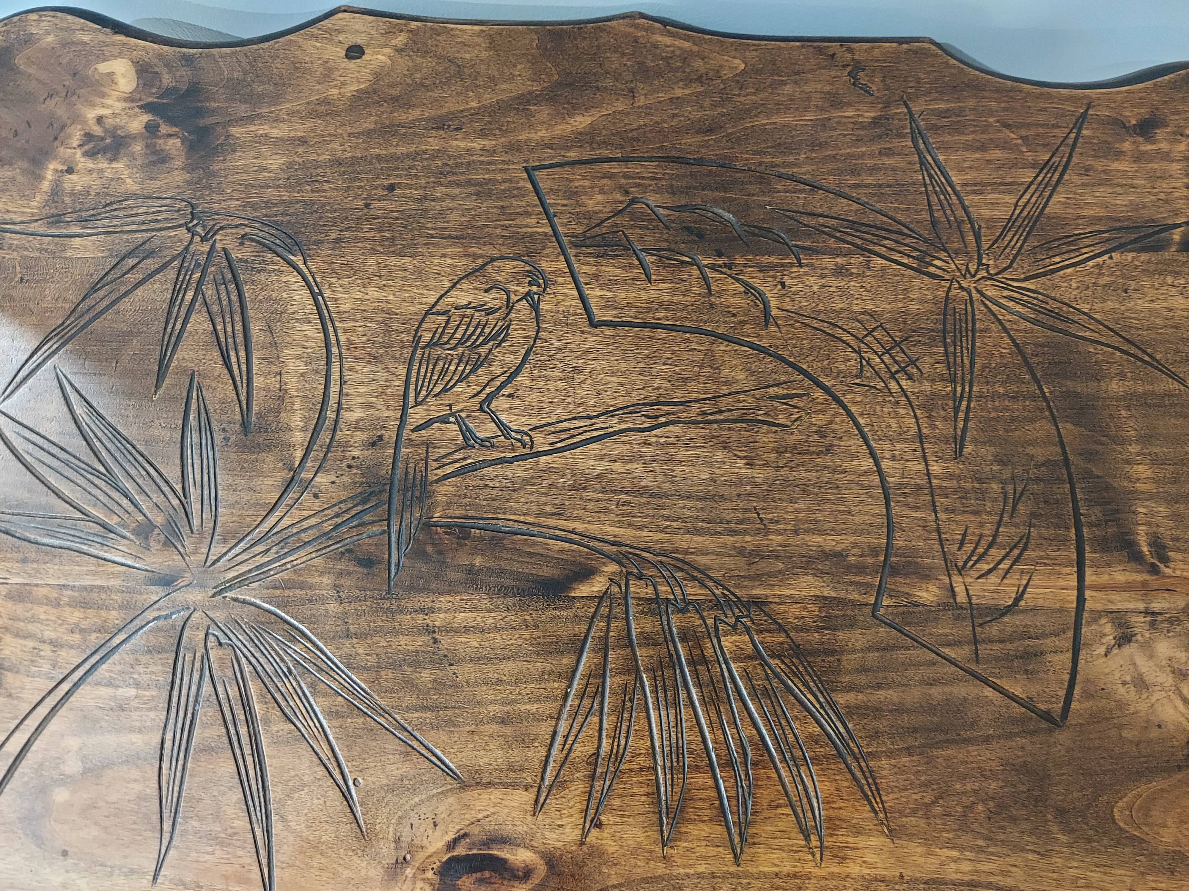 Gueridon scelette bois de style Art nouveau