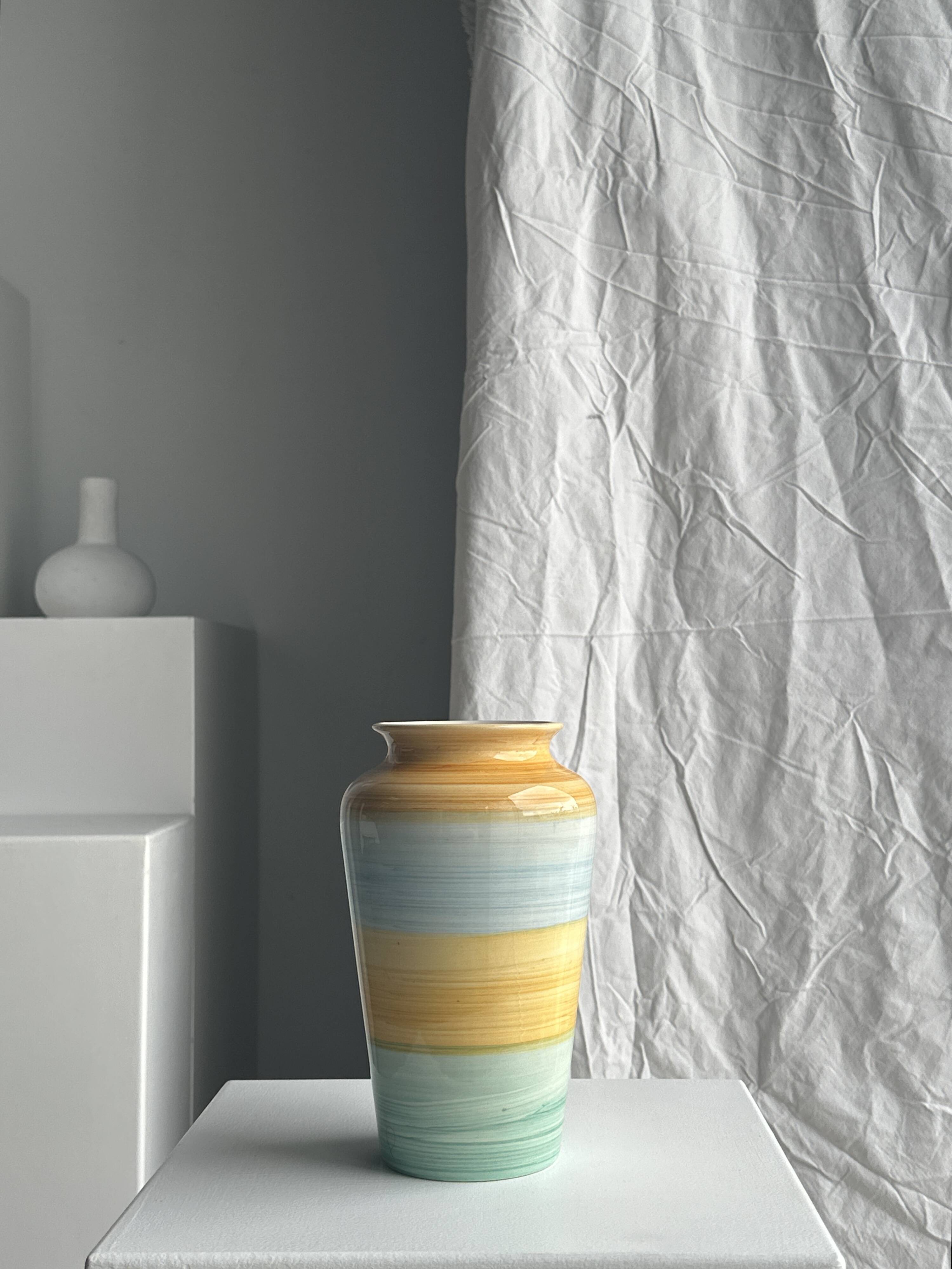 90s vase green, yellow, blue