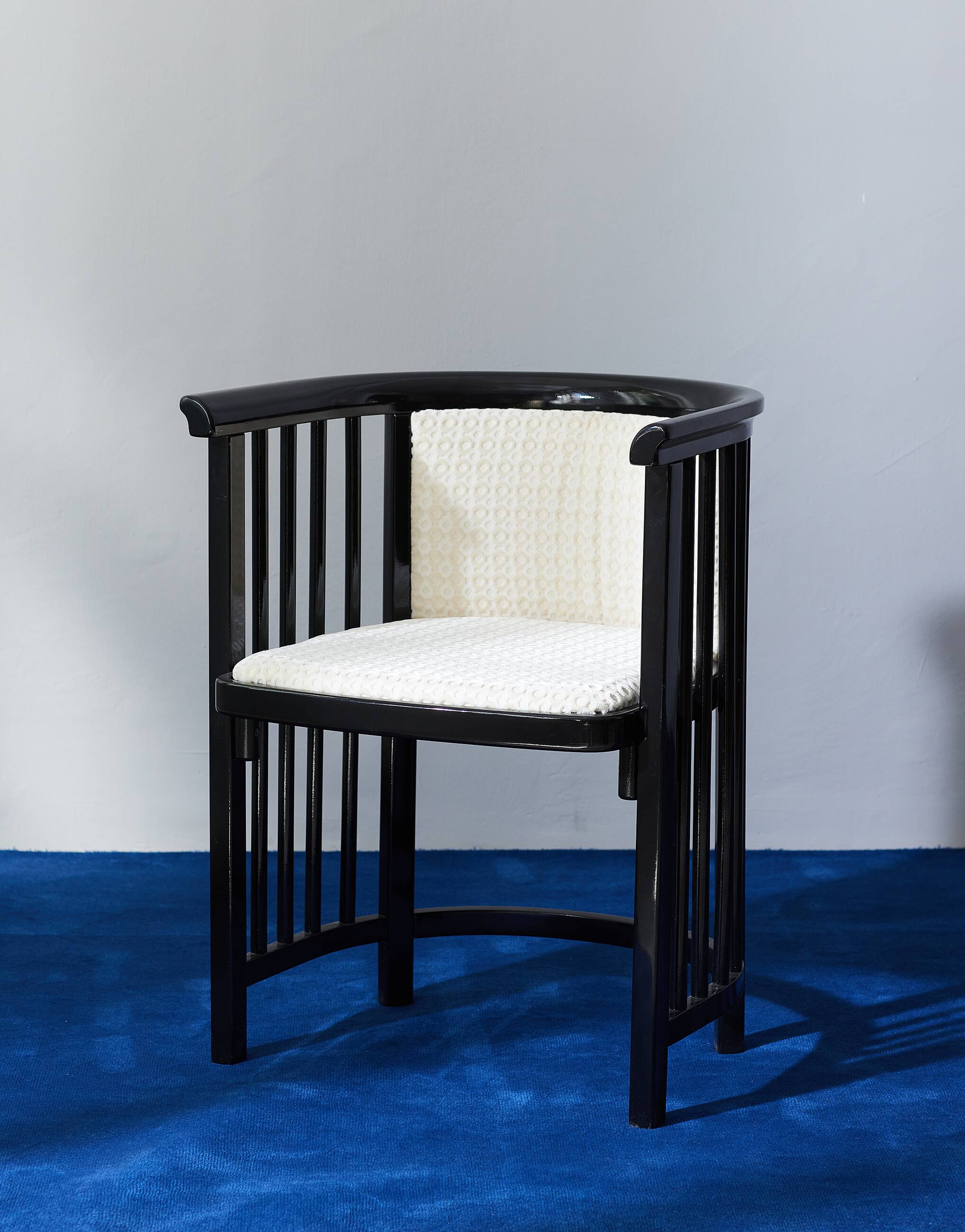 Fauteuil Sécession viennoise attribué à Josef Hoffmann