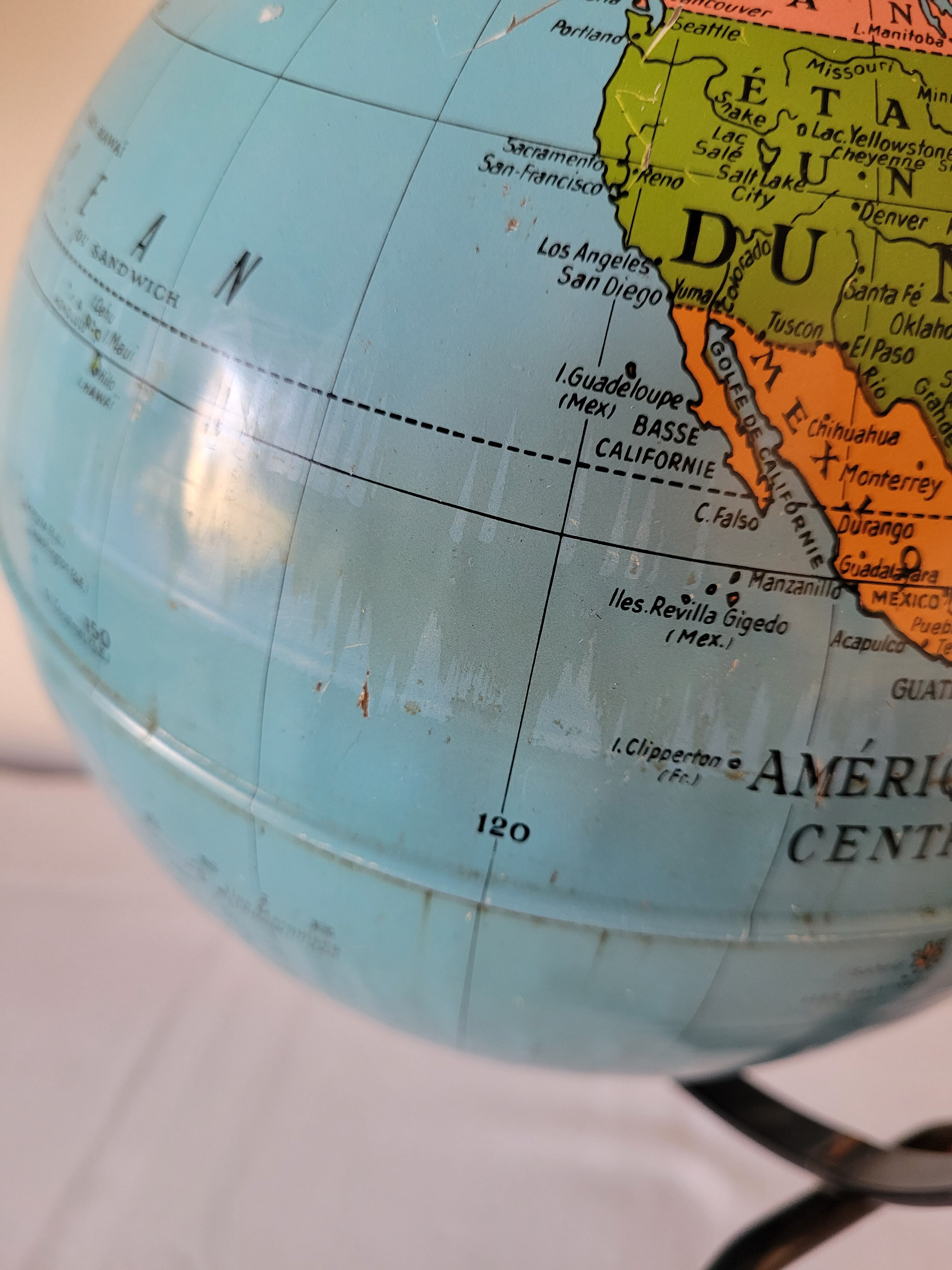 Globe metal maps Taride