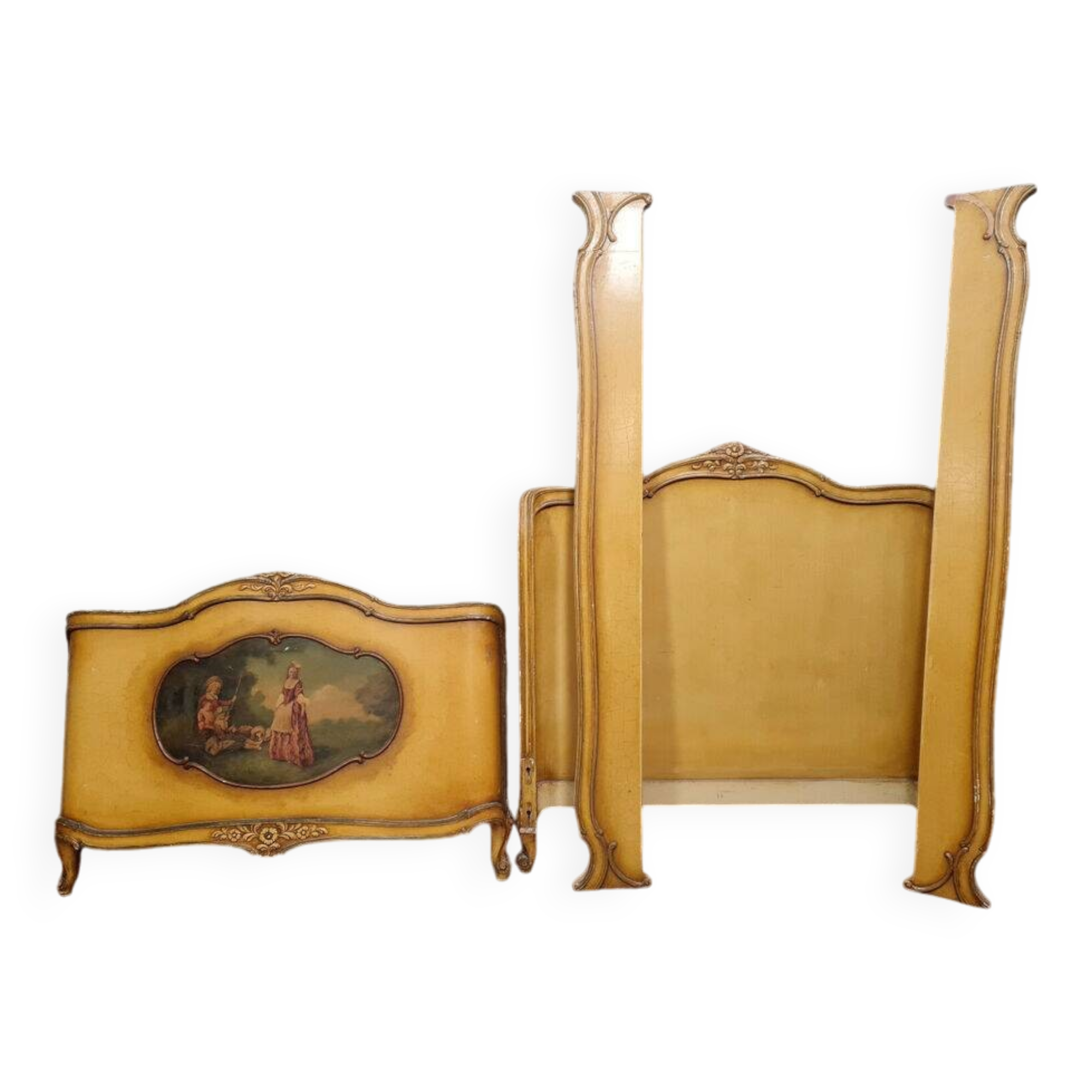 Louis XV basket-shaped bed in lacquered and painted wood circa 1900