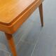 Table scandinave en chêne – 110 × 90 cm
