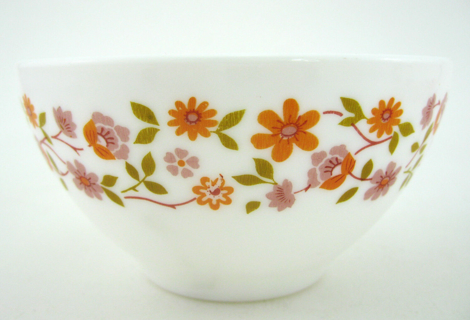 2 bowls in opal and tempered glass - Scania Arcopal France - vintage 70s