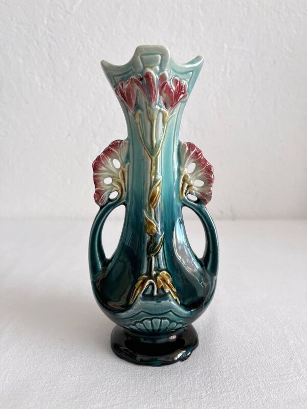 Vase soliflore en barbotine art nouveau fin XIXe