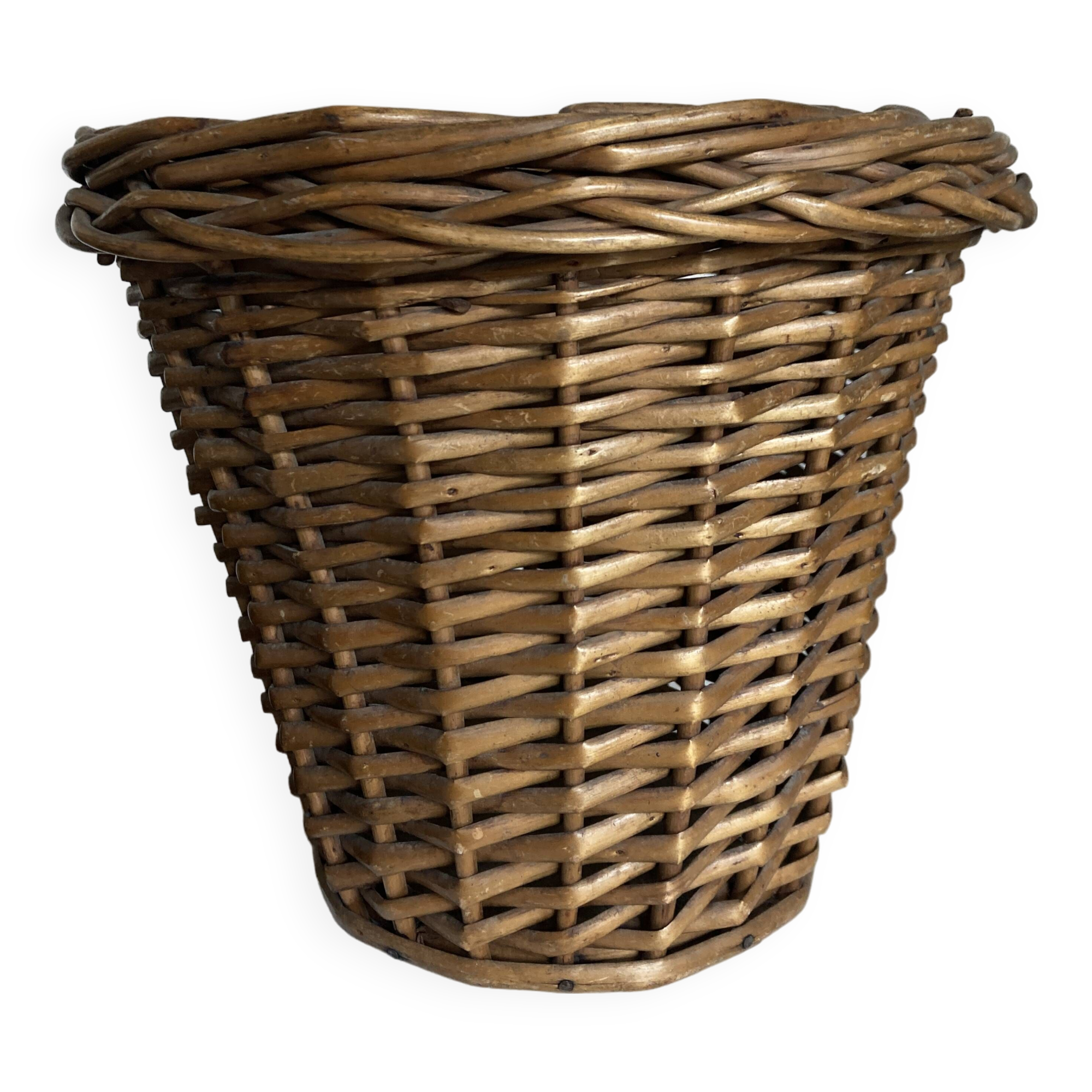 XL wicker planter from basket makers 1960