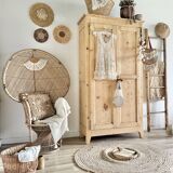 Armoire parisienne