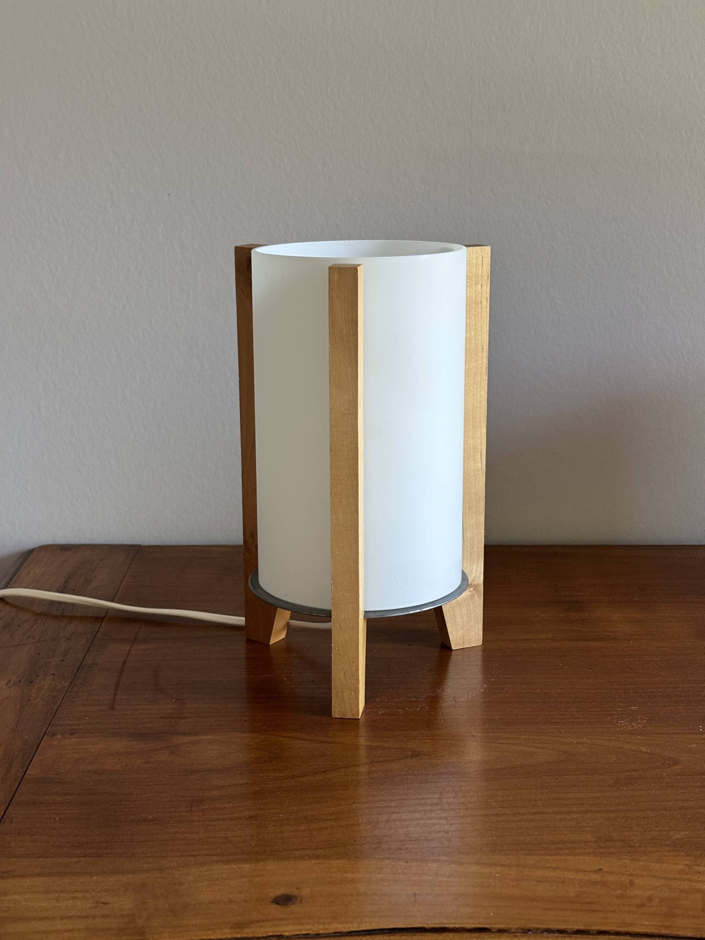 Lampe scandinave, 1990