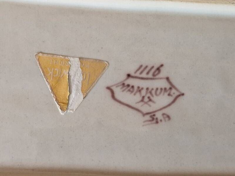 Cake or herring dish in earthenware from Royal Tichelaar Makkum