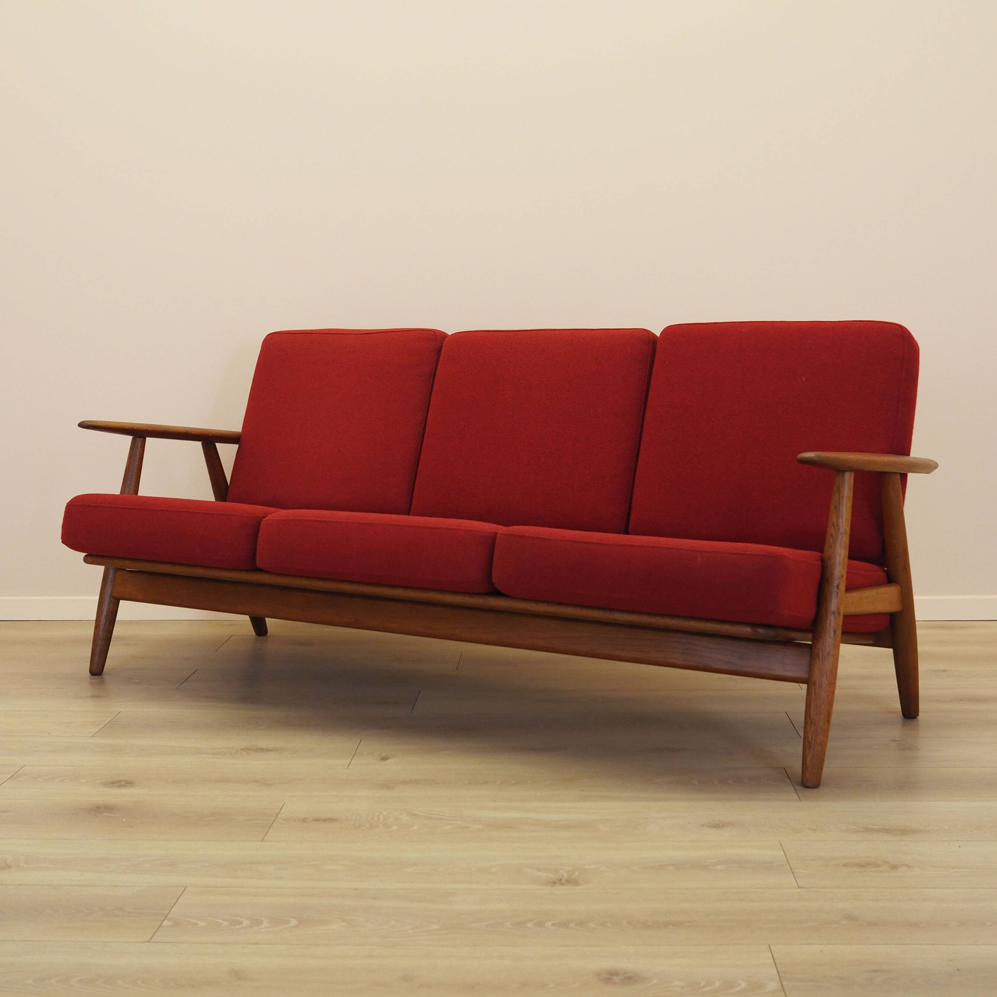 Red sofa CIGAR, Danish design, 1960s, Hans J. Wegner for Getama