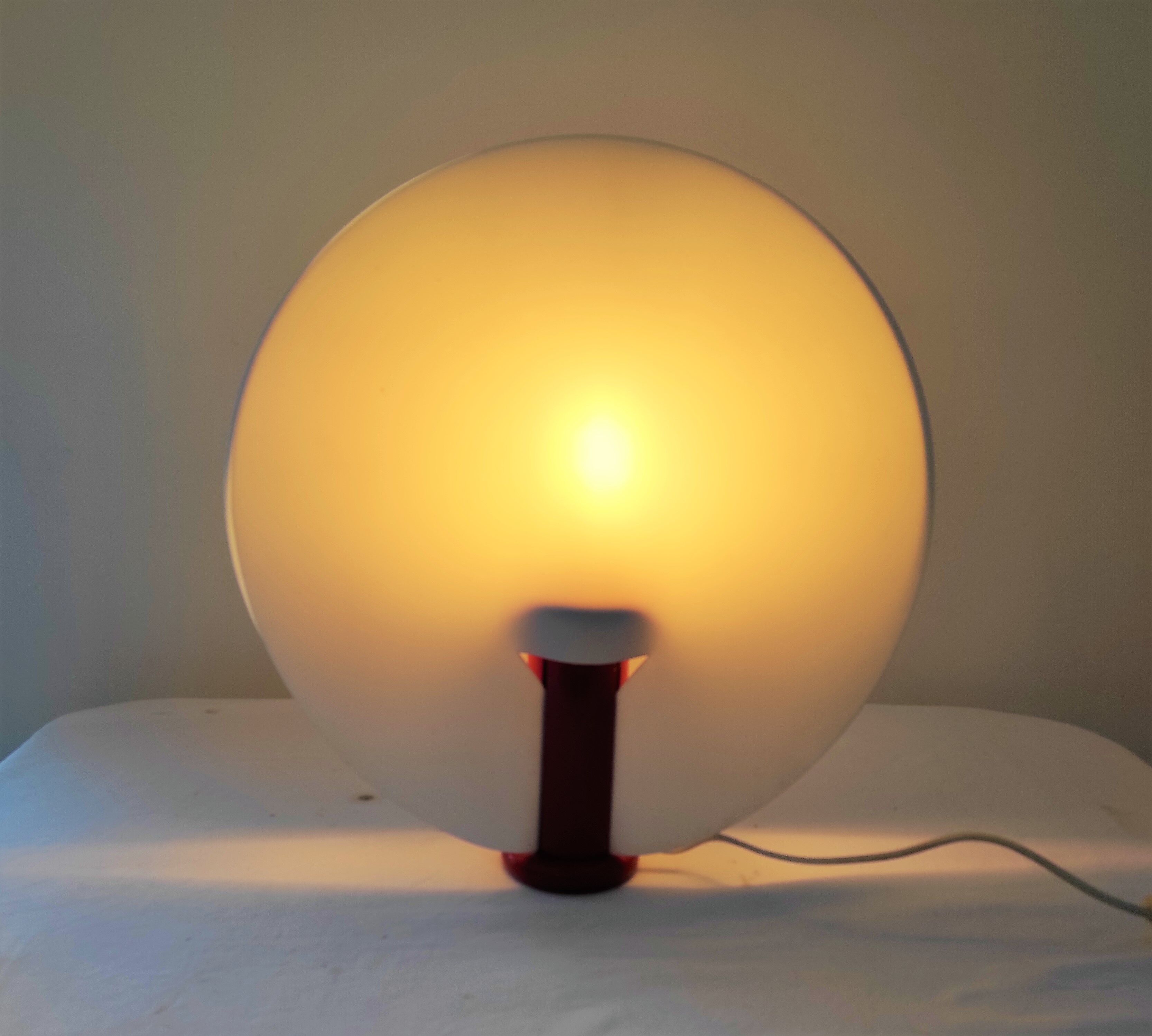 Albret design table lamp