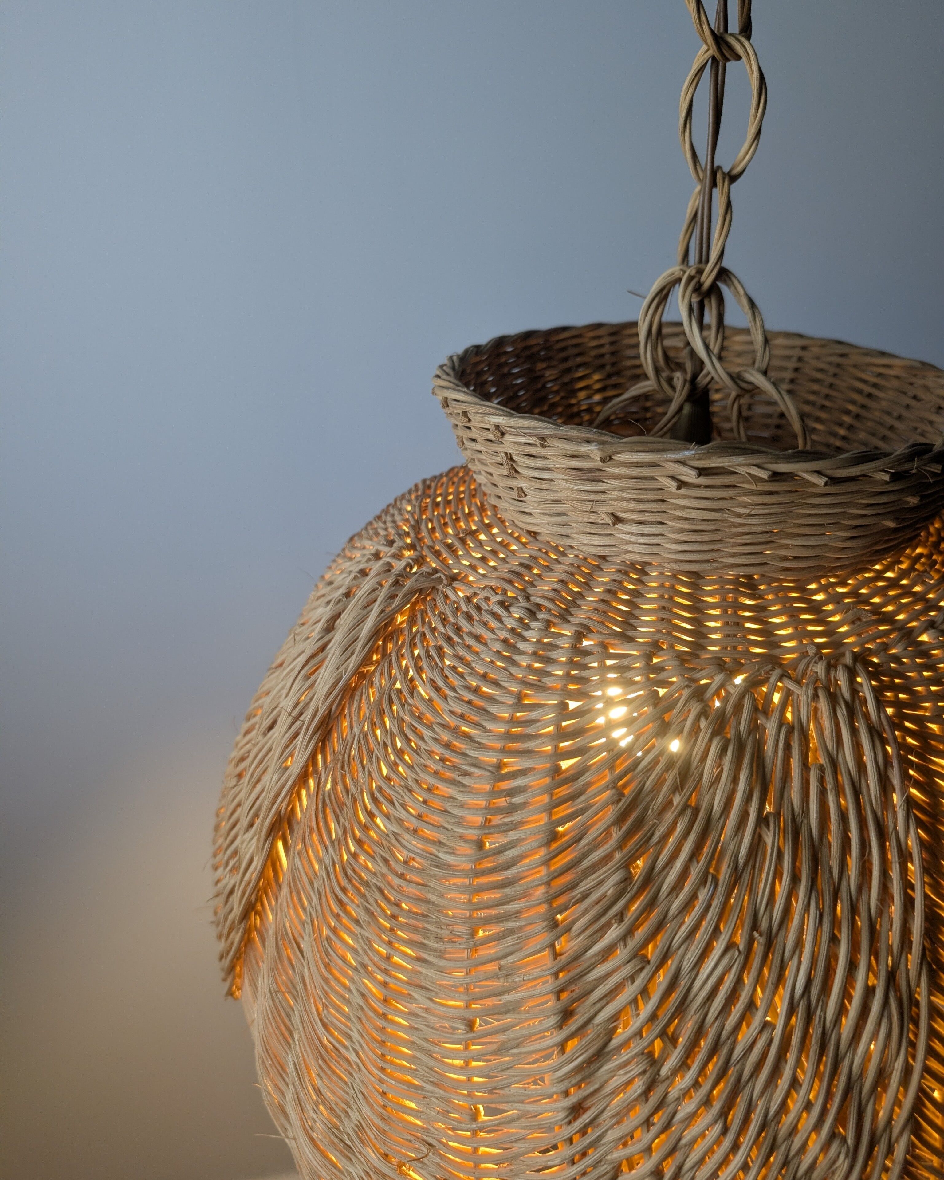 Wicker organic modern pendant lamp with overlapping petal shade, late 20th century
