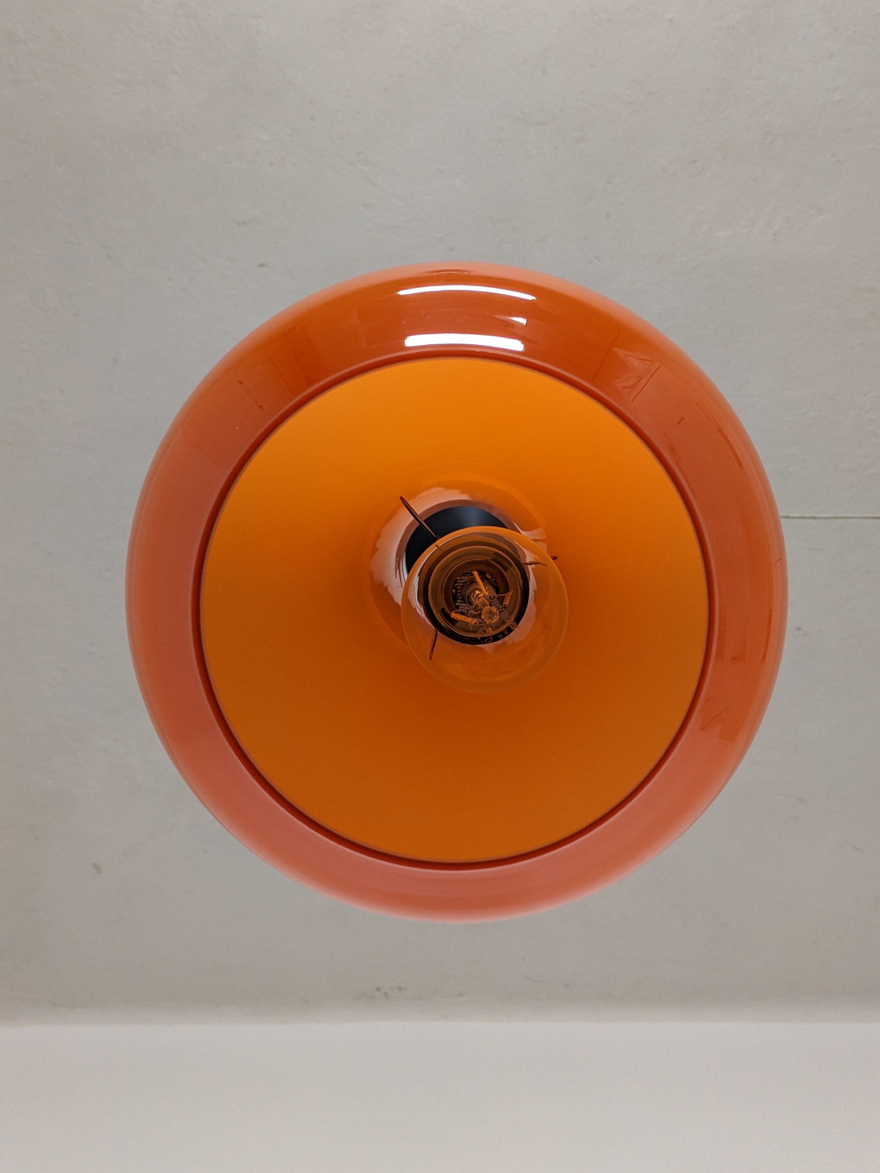 Suspension drop of water in opaline of the 60s 70s