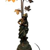 Table lamp in cast iron