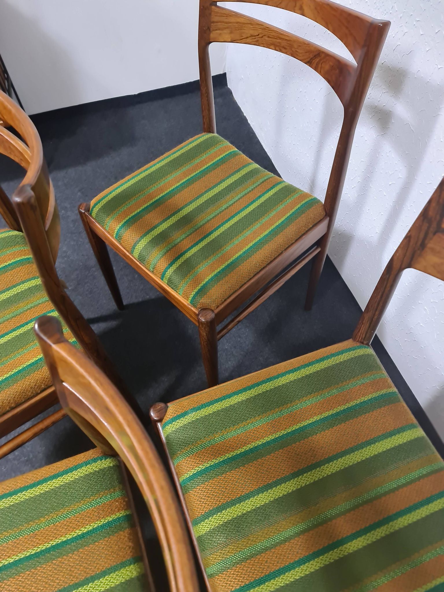 Chaises à manger en palissandre