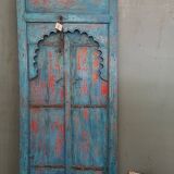 Petite porte ancienne, mobilier indien,belle patine bleue