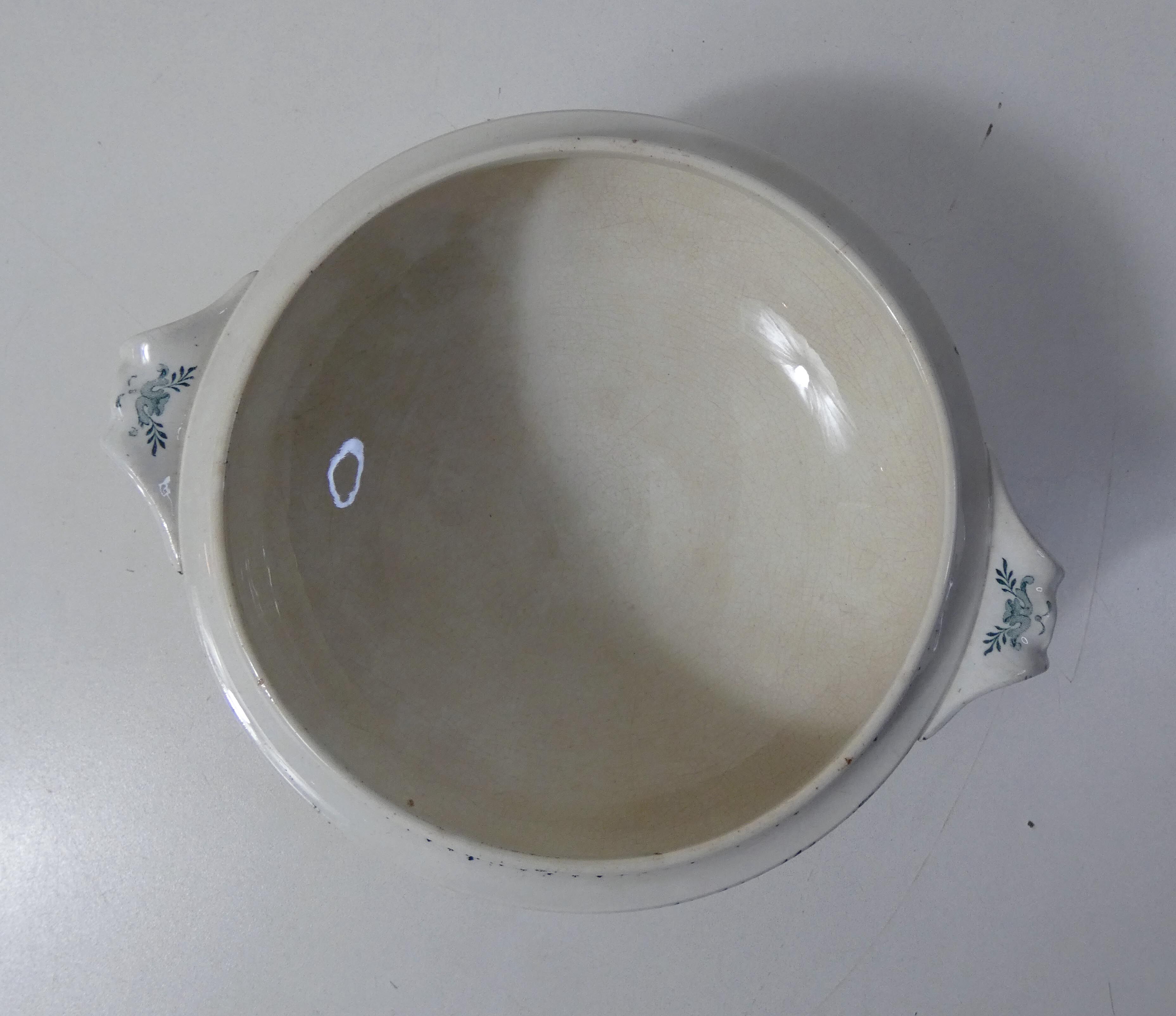 iron earth tureen compiegne