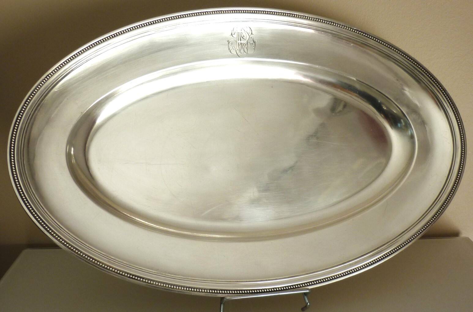 Oval dish, silver-plated metal, Christofle goldsmith, pearl frieze model, 49cm