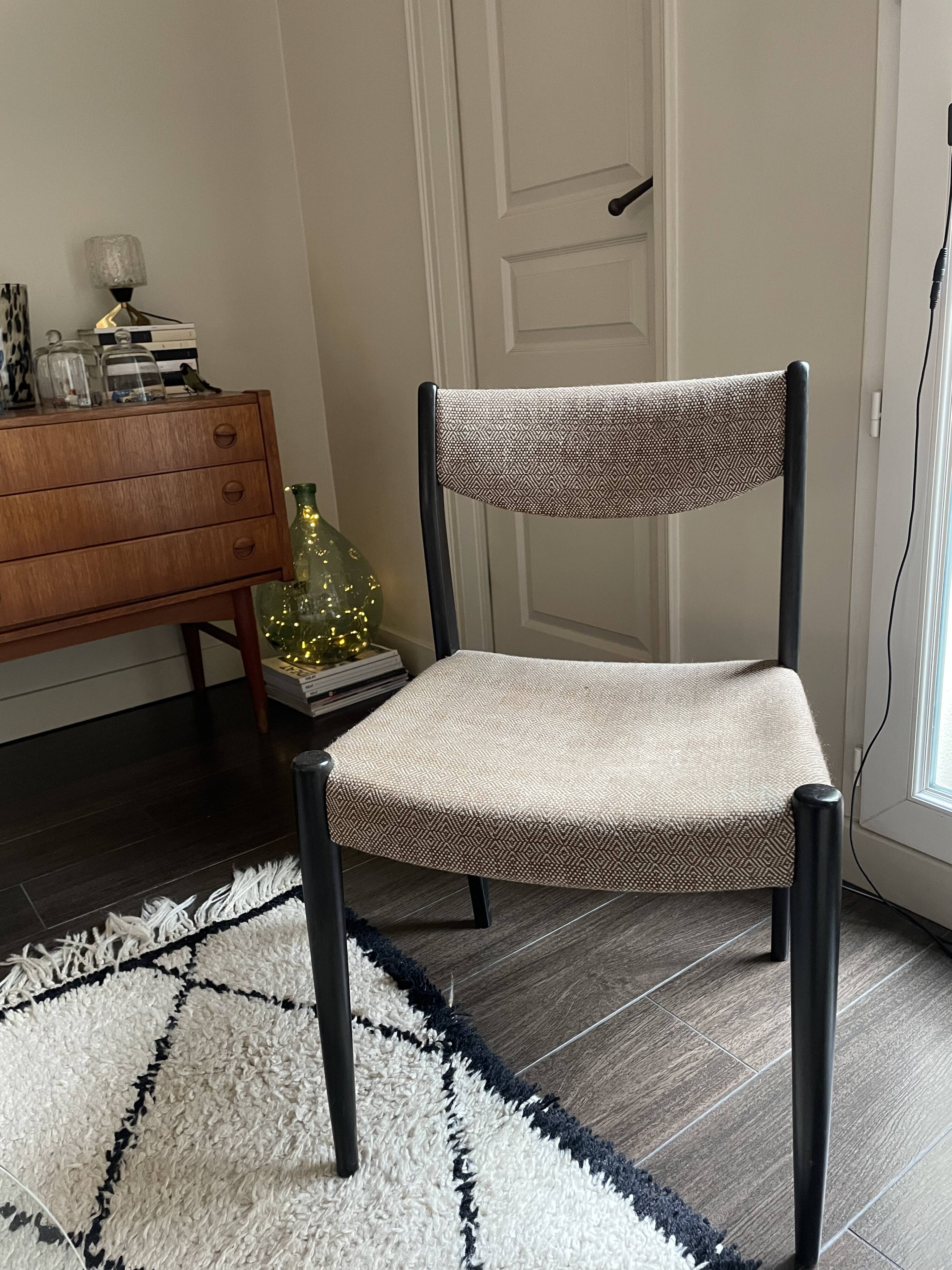 Set of 2 chairs, Scandinavian style