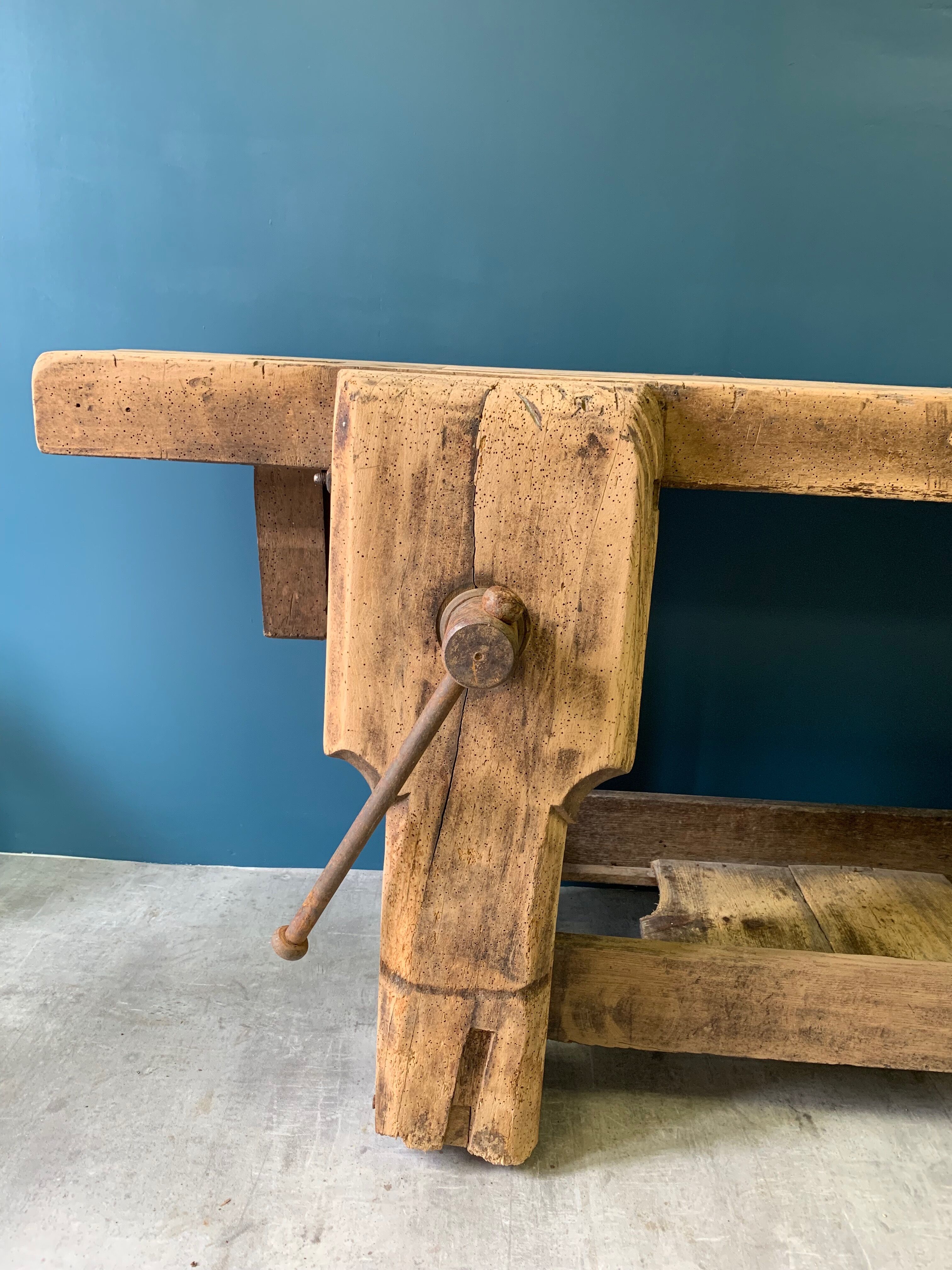 Established vintage carpenter