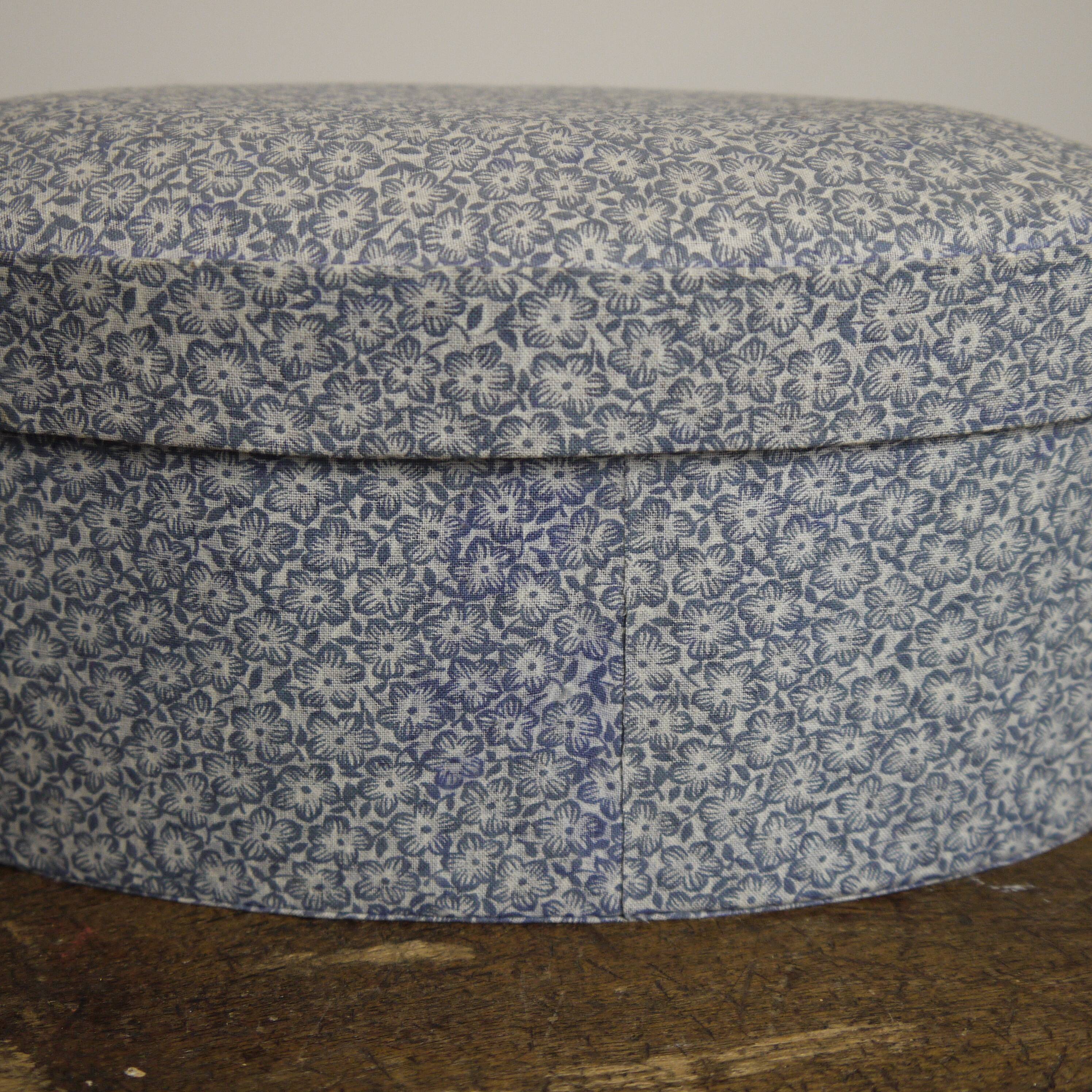 Blue cloth box