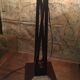 Lampe acajou pied sculpté