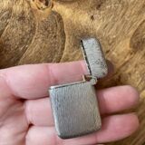 Pyrogène ancien, boîte à feu, porte allumettes en argent massif