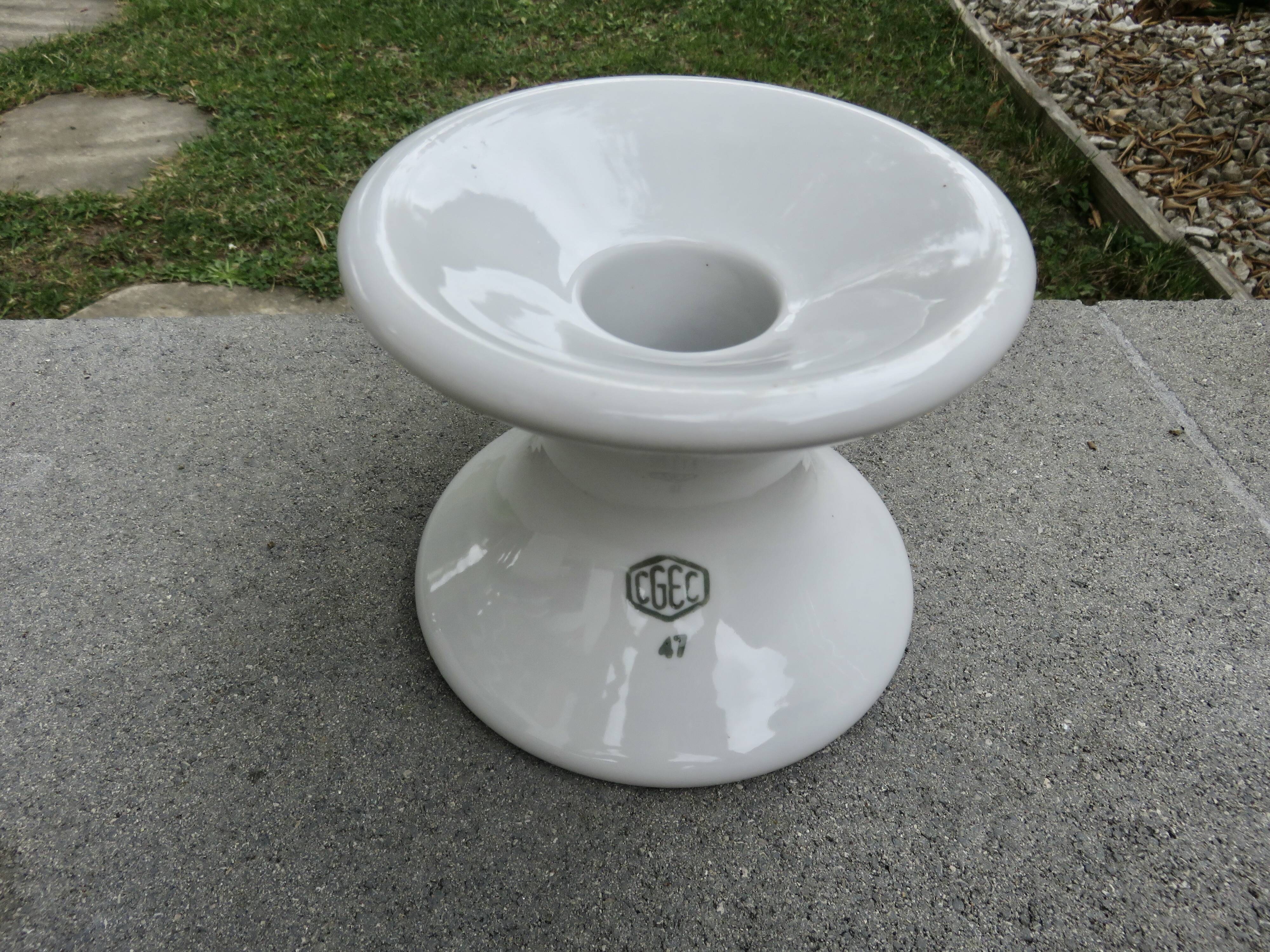 XXL diabolo candlestick in white ceramic