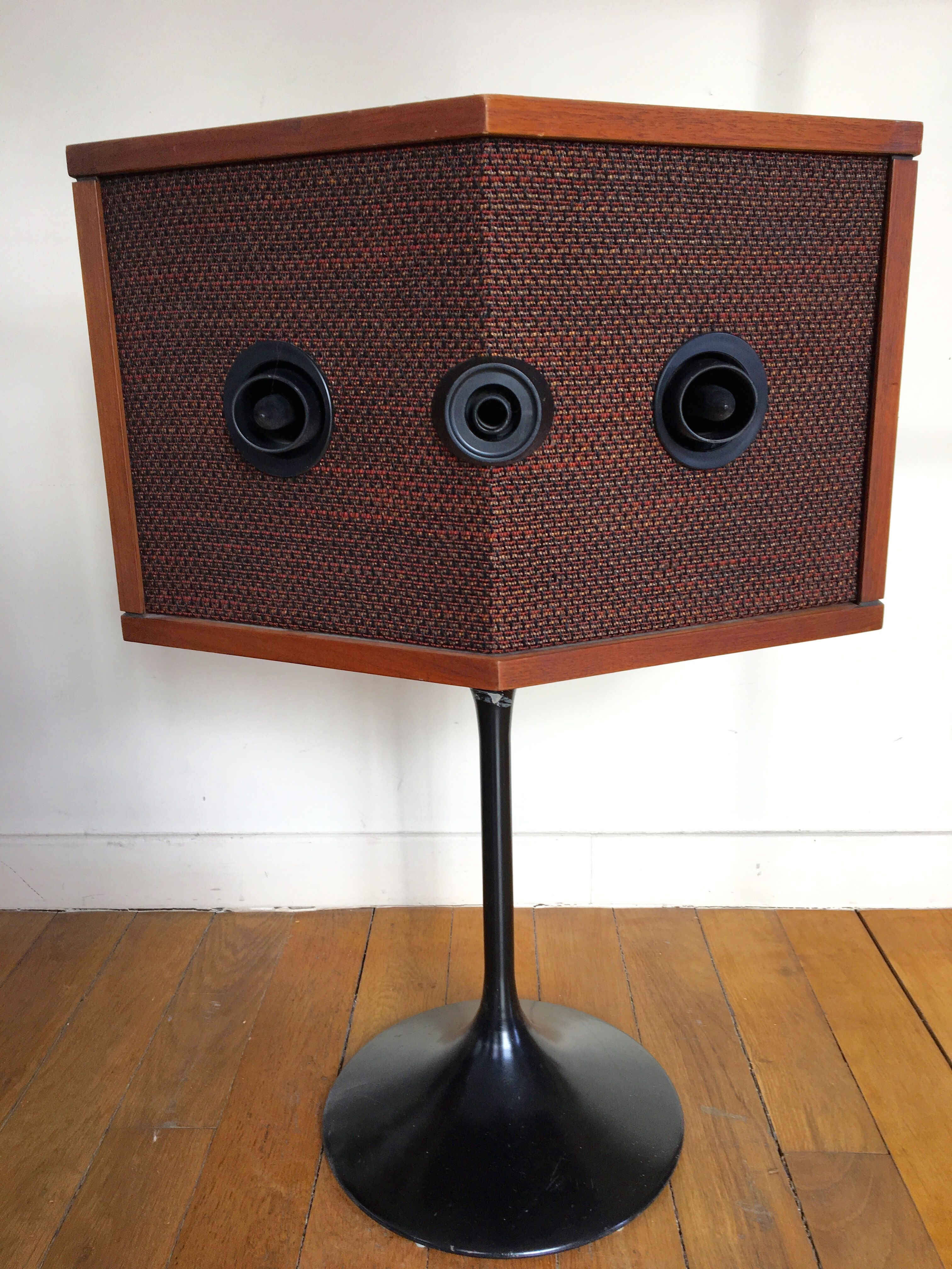 Pair of speakers model bose 901 series 4