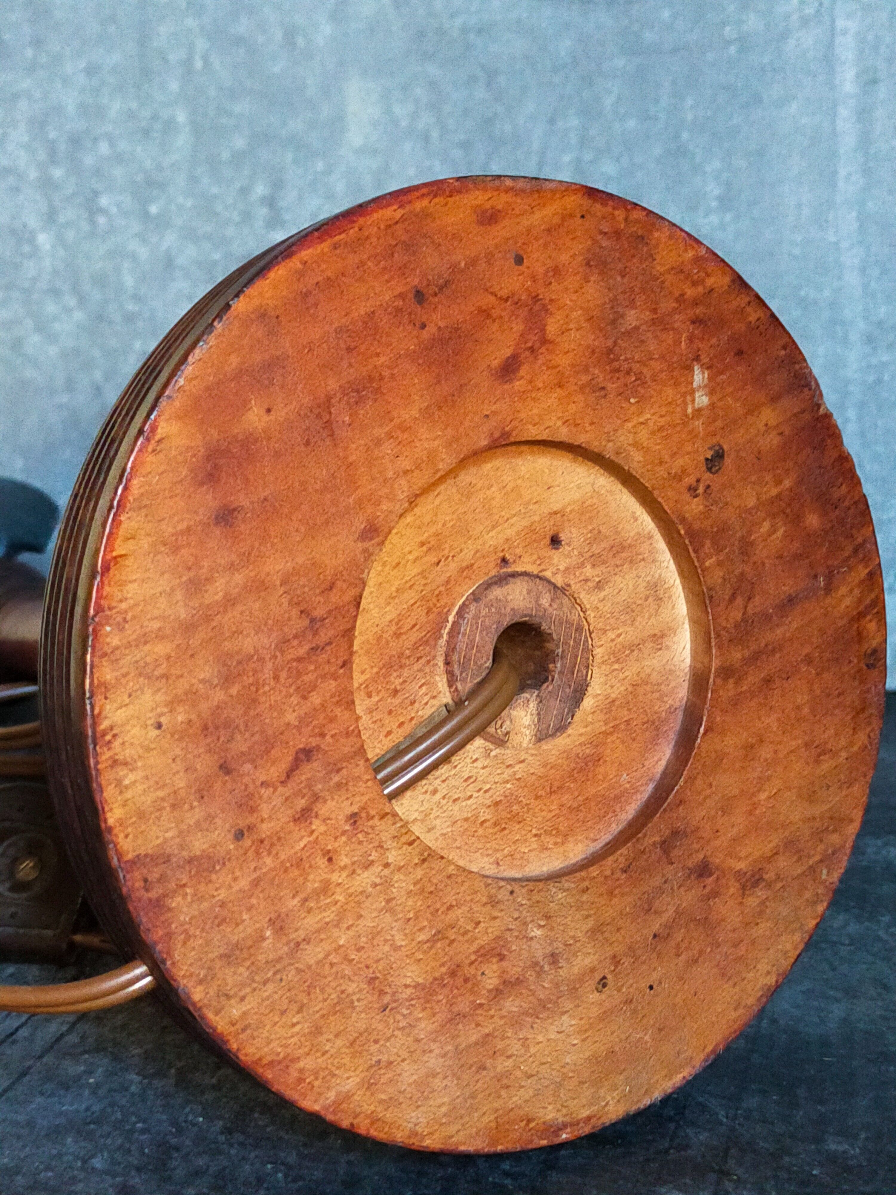 Art-deco lamp foot in solid wood turned 40s