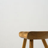 Tabouret sculptural en bois de hêtre design danois