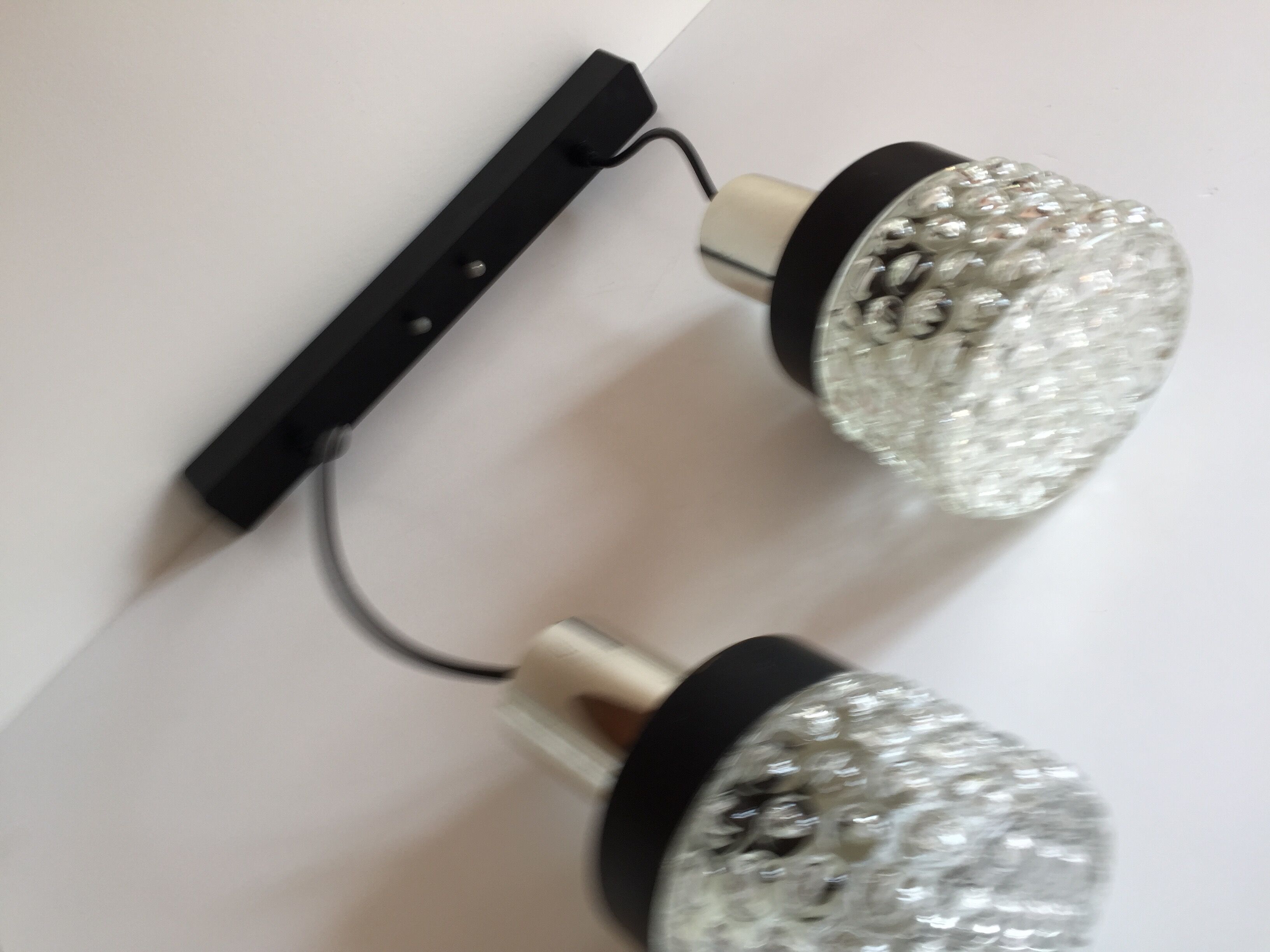 Asymmetrical suspension 70s