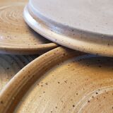 Flat plates in raw sandstone