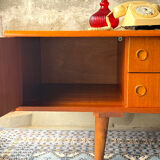 Scandinavian low sideboard in teak, 1970.