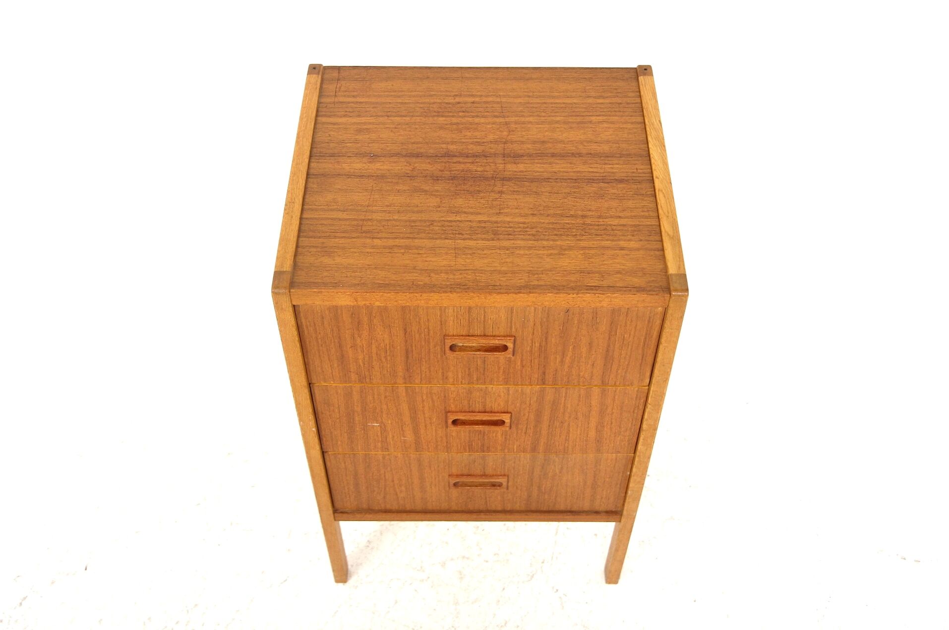 Teak chest of drawers, Bertil Fridhagen, Bodafors, Sweden, 1960