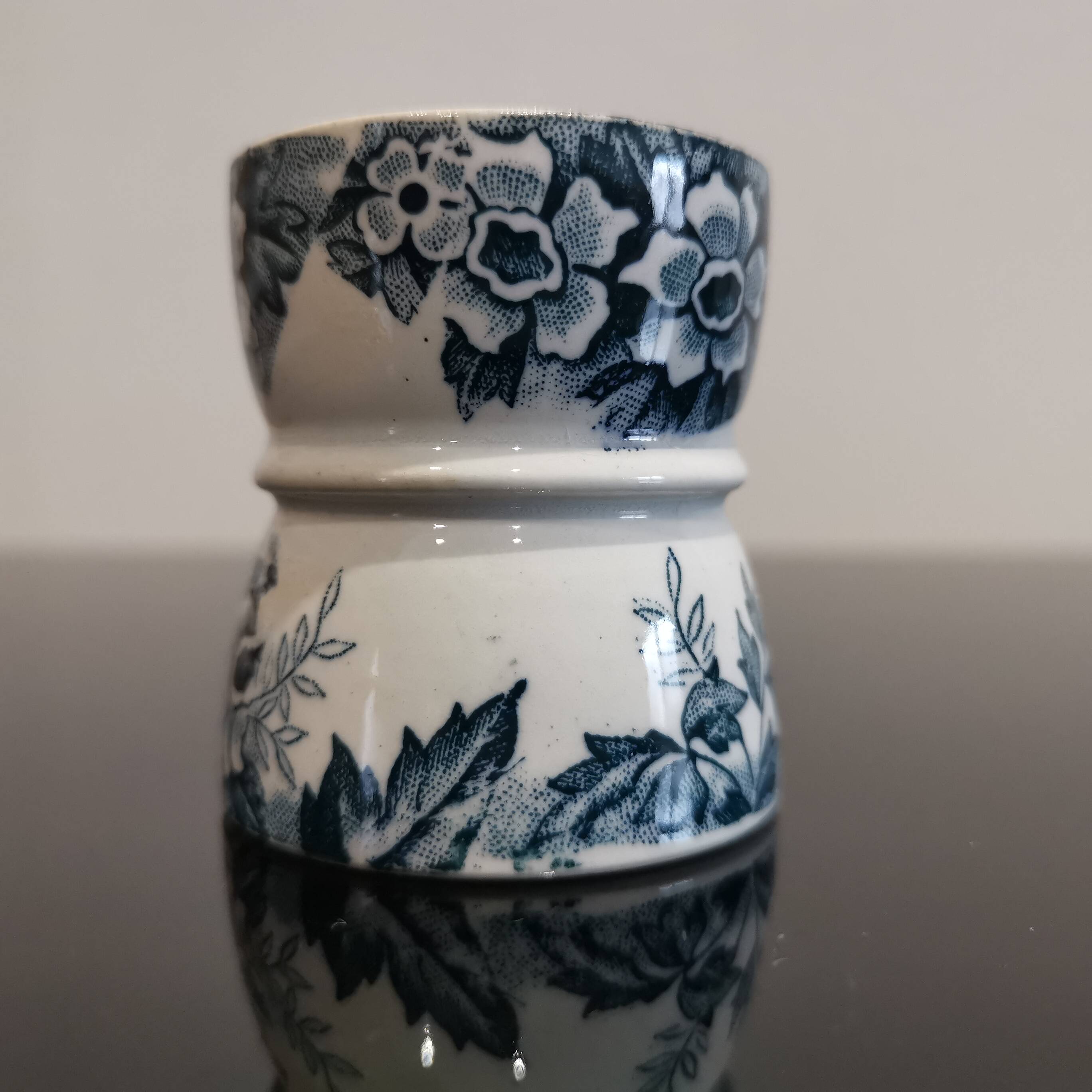 Old diabolo egg cup in Terre de Fer model "Marie Louise"